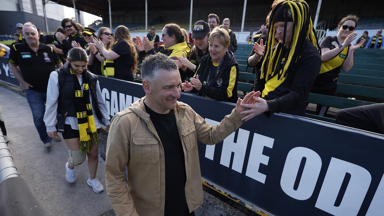 Adem Yze meets the Tiger faithful. (Photo by Daniel Pockett/Getty Images)