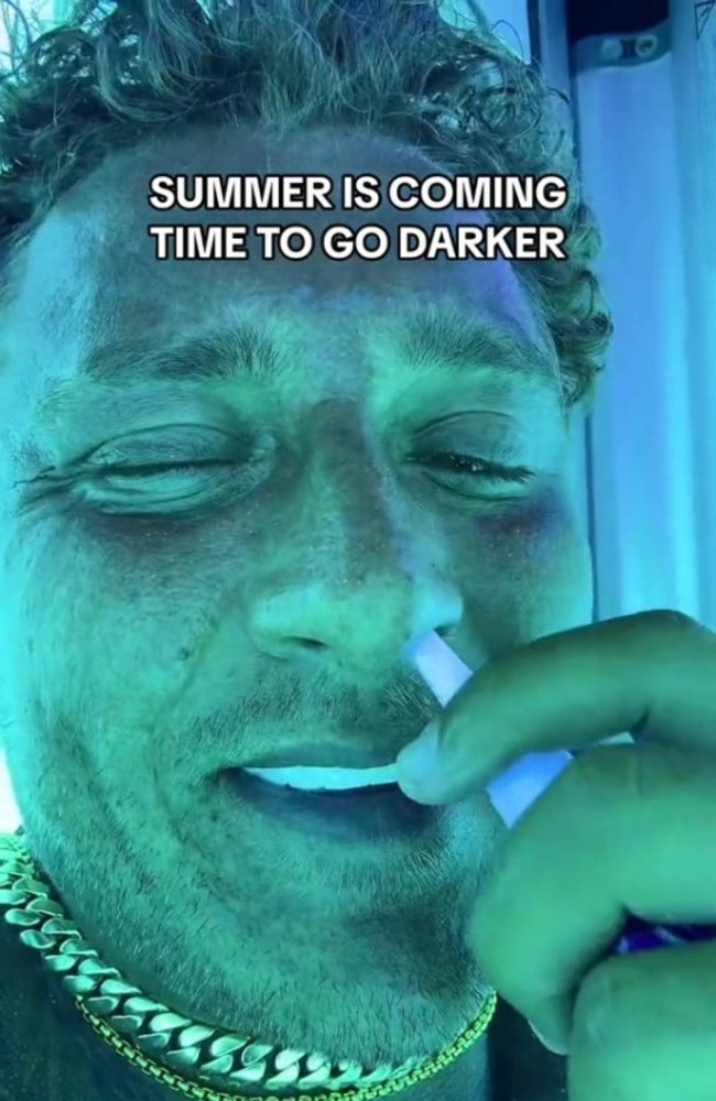 The ink super fan also showed off his natural skin underneath. Picture: TikTok/@godarkertanning_official