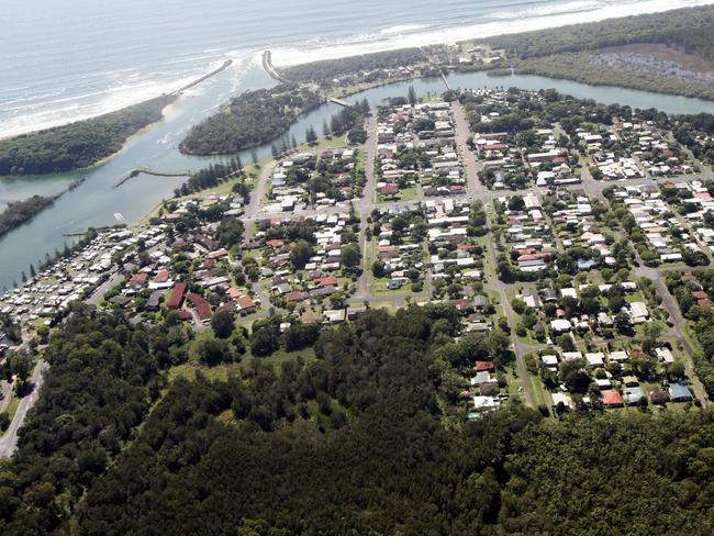 Aerial photos of northern NSW. Pacific highway Brunswick Heads