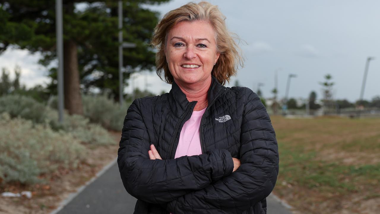 ‘Dan in a skirt’: Karen from Brighton still furious at Vic leadership