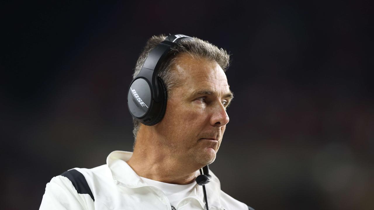 CINCINNATI, OHIO - SEPTEMBER 30: Head coach Urban Meyer of the Jacksonville Jaguars looks on against the Cincinnati Bengals during the first half of an NFL football game at Paul Brown Stadium on September 30, 2021 in Cincinnati, Ohio. Andy Lyons/Getty Images/AFP == FOR NEWSPAPERS, INTERNET, TELCOS &amp; TELEVISION USE ONLY ==