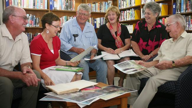 Ron Crew (third left) with fellow Stratford and Freshwater Community Association stalwarts celebrating the organisation’s 21st birthday at the Stratford Library in 2006.