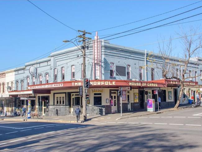 The facade of the Cleveland St pub won’t change much. Photo: NSW Real estate.