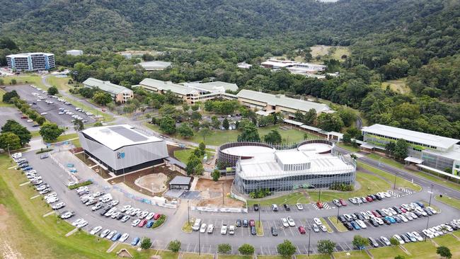 Jobs at Cairns James Cook University are expected to be cut at Cairns, Townsville and Singapore schools. PICTURE: BRENDAN RADKE