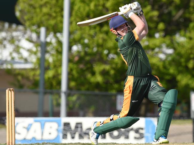 Mt Eliza batsman Tim Clarke goes large. Picture: Chris Eastman