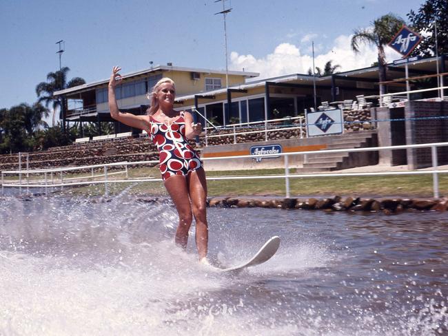 Carol Johnson, a performer at the Surfers Paradise Ski Gardens, in 1970. Picture: Len Drummond