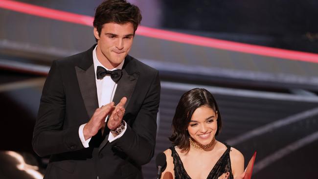 Jacob Elordi and Rachel Zegler presented an award at the 2022 Academy Awards - and his accent apparently came as a surprise to many. Picture: Neilson Barnard/Getty Images