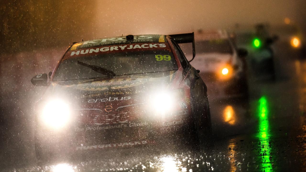 dør Print besøgende Supercars 2018: Gold Coast 600 abandoned in weather chaos | The Courier Mail