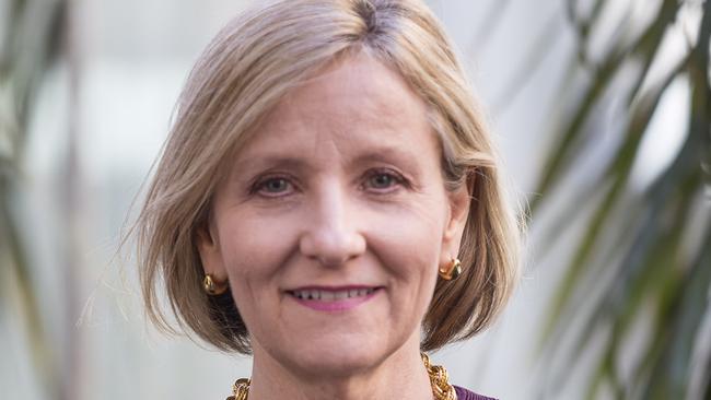 HCF chief executive Sheena Jack has called for the creation of an independent regulator of ­medical devices.