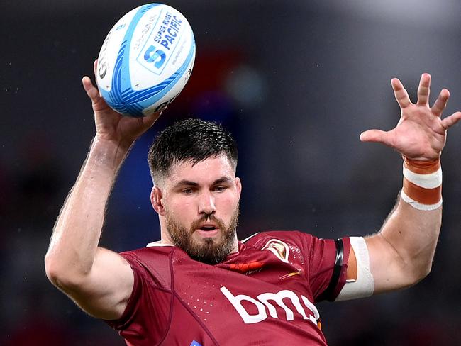 BRISBANE, AUSTRALIA - FEBRUARY 24: Liam Wright of the Reds compete at the lineout during the round one Super Rugby Pacific match between Queensland Reds and NSW Waratahs at Suncorp Stadium, on February 24, 2024, in Brisbane, Australia.  (Photo by Bradley Kanaris/Getty Images)