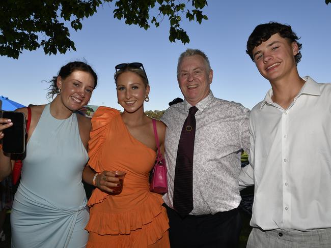 Apiam Bendigo Cup was held at Bendigo Racecourse, Bendigo, Victoria, on Wednesday, October 30th, 2024. Pictured enjoying the horse racing carnival are Akeily, Ella, Shane, Paul. Picture: Andrew Batsch