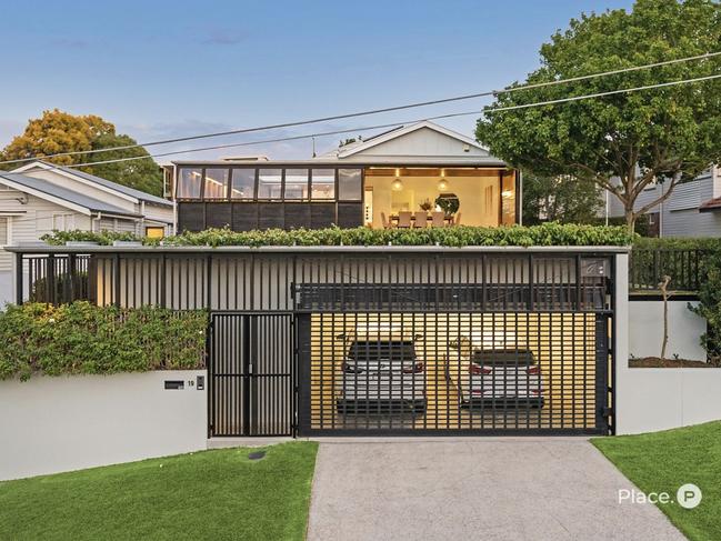 19 White Avenue Coorparoo heads to auction at 10am today