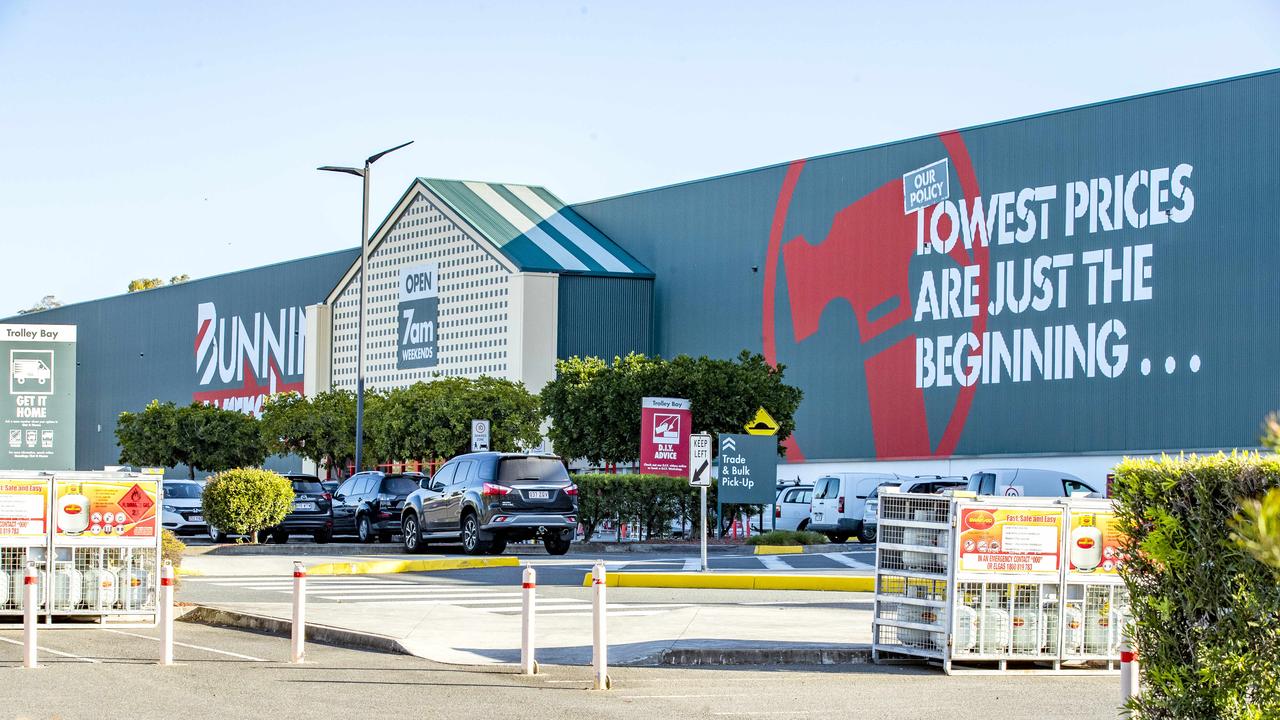 Bunnings Stafford evacuated over reports of bomb threat | Gold Coast ...