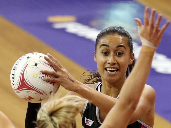 NETBALL - Adelaide Thunderbirds v West Coast Fever at Priceline Stadium. Maria Folau and Jessica Anstiss. . Picture SARAH REED