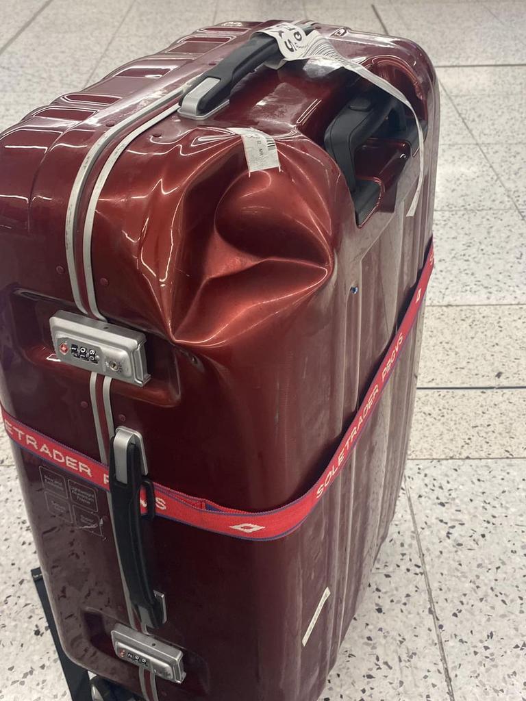 Qantas store damaged baggage