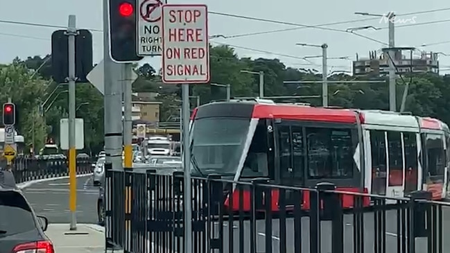 Light rail broken down impacting traffic