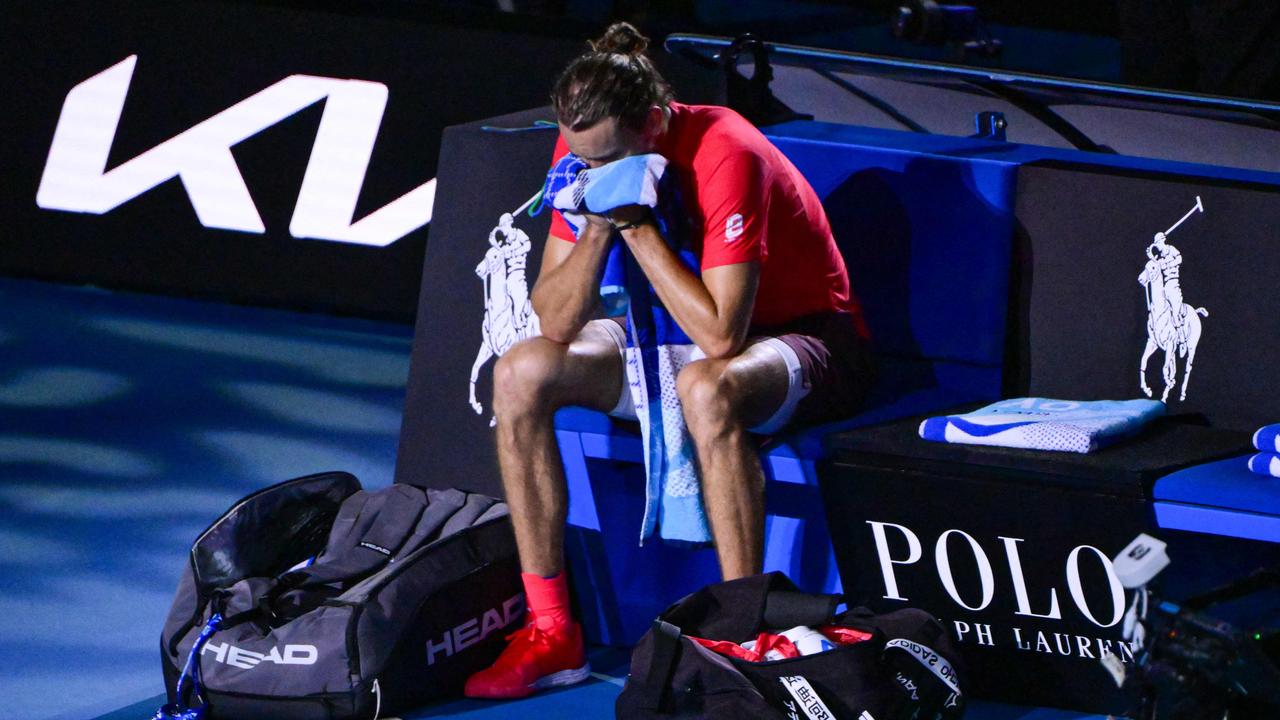 Zverev was overcome by emotions after the loss but was required to stick around for the trophy presentation. Picture: Yuichi Yamazaki / AFP