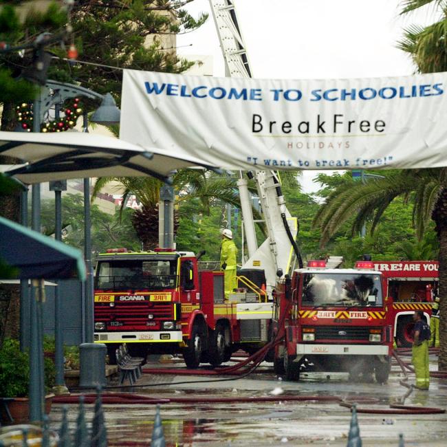 2001 Early morning in Cavill Avenue as about 10 crews of fire fighters battled a blaze in the Paradise Centre in the heart of Surfers Paradise