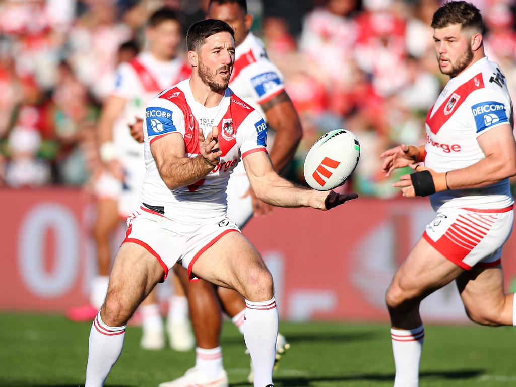 Gold Coast is interested in signing Ben Hunt.