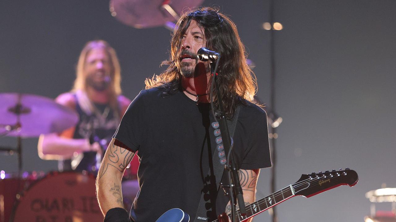 Dave Grohl relives his regret after Aussie DUI charge in his The ...