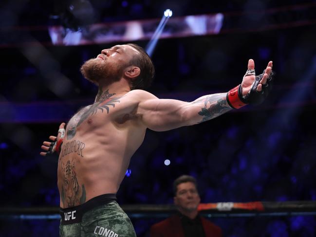 McGregor prepares for his welterweight bout against Donald Cerrone, which lasted just 43 seconds.