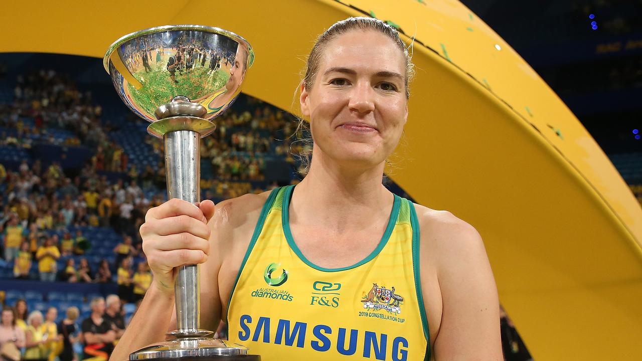 Caitlin Bassett of Australia poses with the Constellation Cup after winning the 2019 Constellation Cup (Photo by Paul Kane/Getty Images).