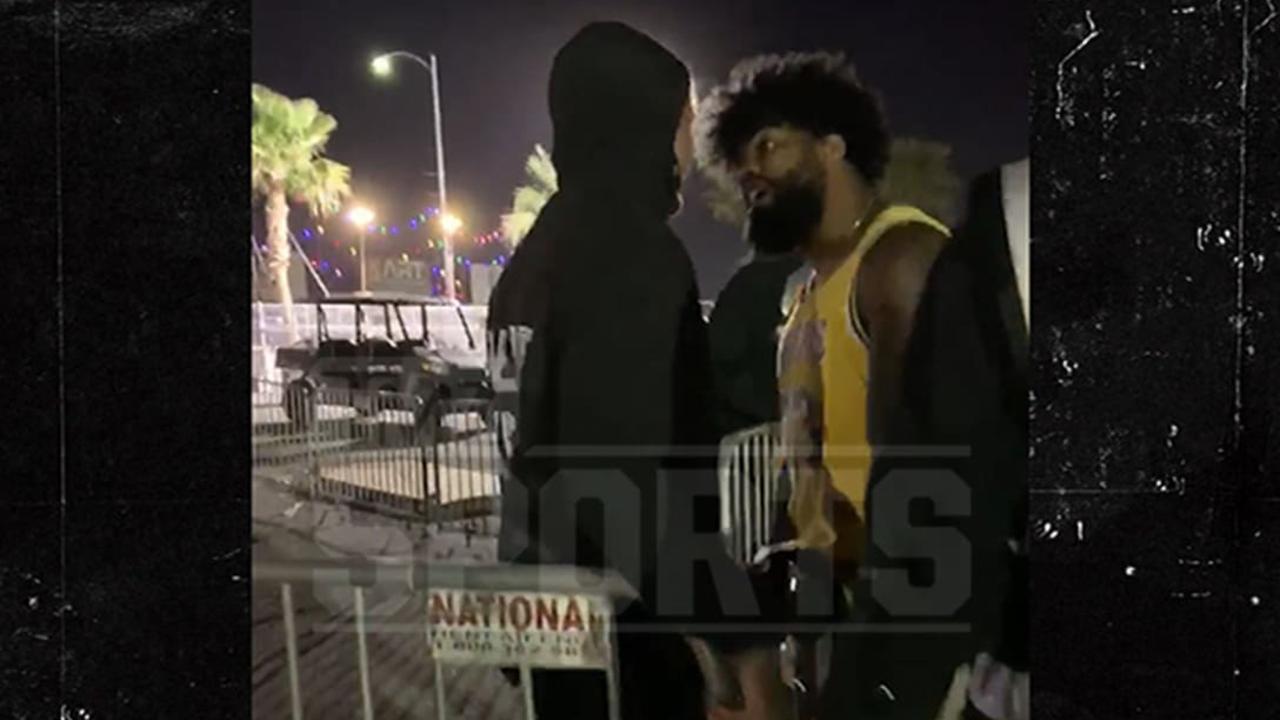 Ezekiel Elliott was detained at a Vegas festival.