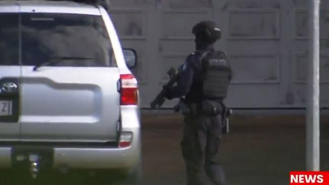 Negotiations with the wanted man continue. Picture: 7 News