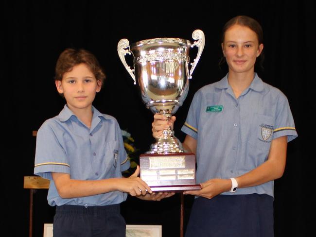 Kade Harrison and Ruby Cran with the house champion trophy. Picture: Supplied