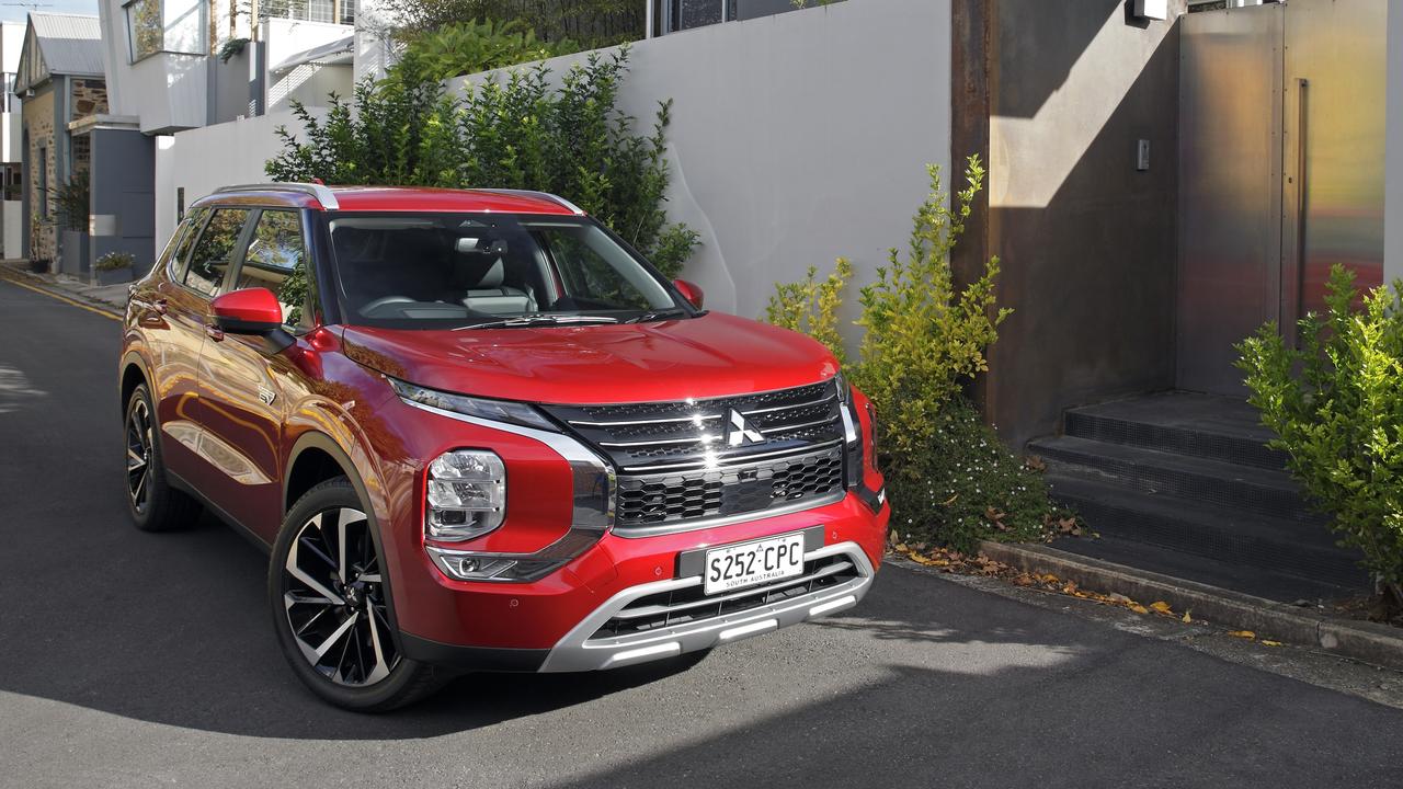 2022 Mitsubishi Outlander PHEV.