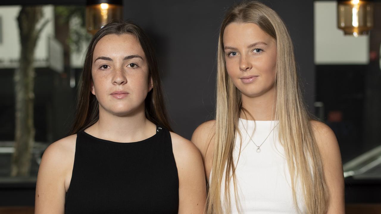 Rose Milthorpe, 14, and Pippa Milthorpe, 17, have shared their story on news.com.au. Picture: NewsWire / Monique Harmer