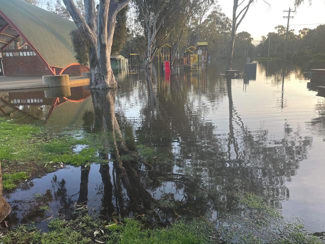 The Fear Below shooting site in Echuca Moama had to be shut down – and then evacuated – after heavy flooding. Picture: Bronte Pictures