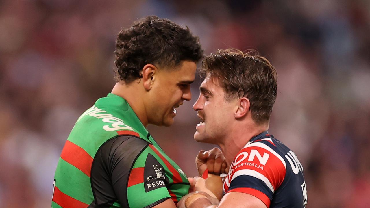 SYDNEY, AUSTRALIA - SEPTEMBER 11: Latrell Mitchell of the Rabbitohs scuffles with Connor Watson of the Roosters during the NRL Elimination Final match between the Sydney Roosters and the South Sydney Rabbitohs at Allianz Stadium on September 11, 2022 in Sydney, Australia. (Photo by Mark Kolbe/Getty Images)