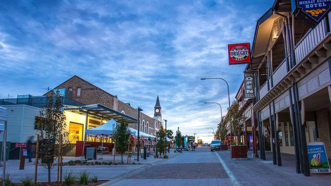 Murray Bridge will be at the centre of a major federal parliamentary inquiry.