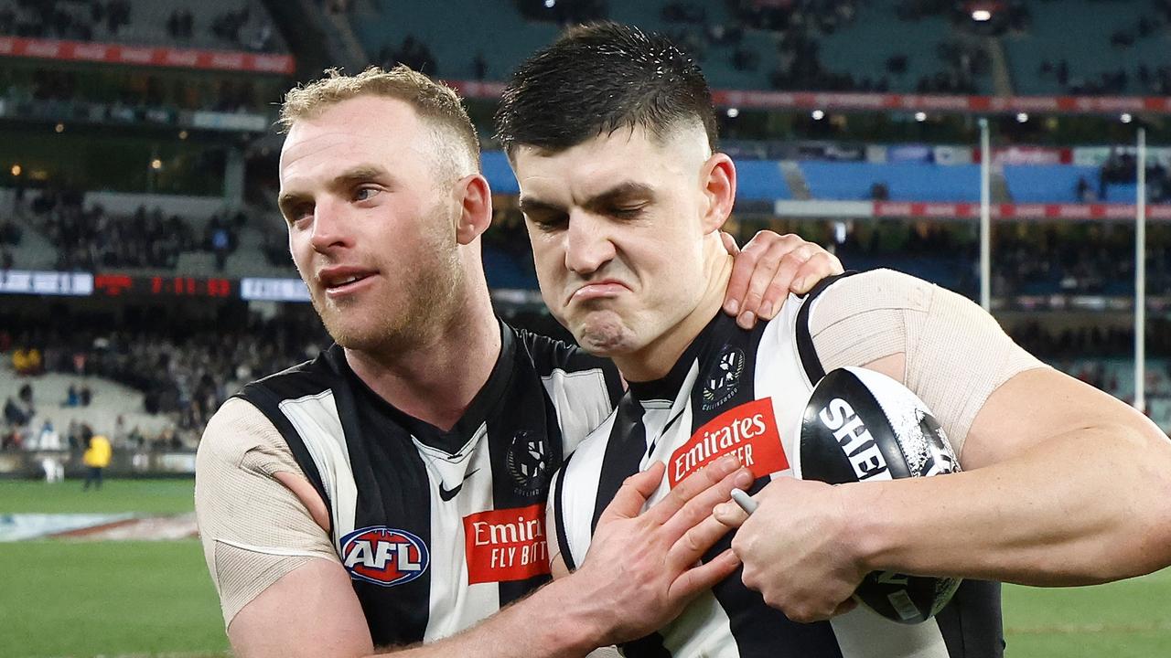 Hawthorn recruit Tom Mitchell (left) finished fourth in the Copeland Trophy count, while Brayden Maynard came equal second. Picture: Michael Willson / Getty Images