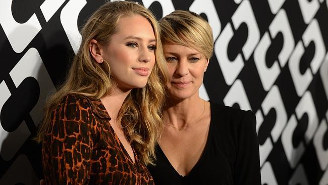 Dylan Penn and her mum Robin Wright. Photo by Jordan Strauss/Invision/AP