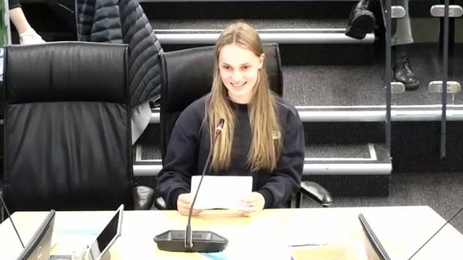 Stephanie Evans, giving a speech at Northern Beaches Council.