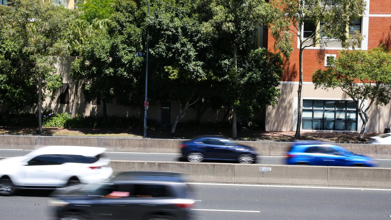 Motorists have been warned to expect delays and to avoid driving in the CBD over the weekend. Picture: NCA NewsWire / Gaye Gerard.