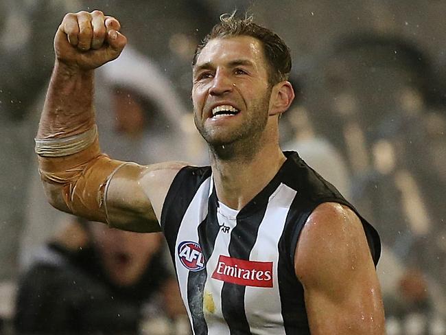 AFL Round 14 : Collingwood v Fremantle Goal last term Travis Cloke Picture:Wayne Ludbey
