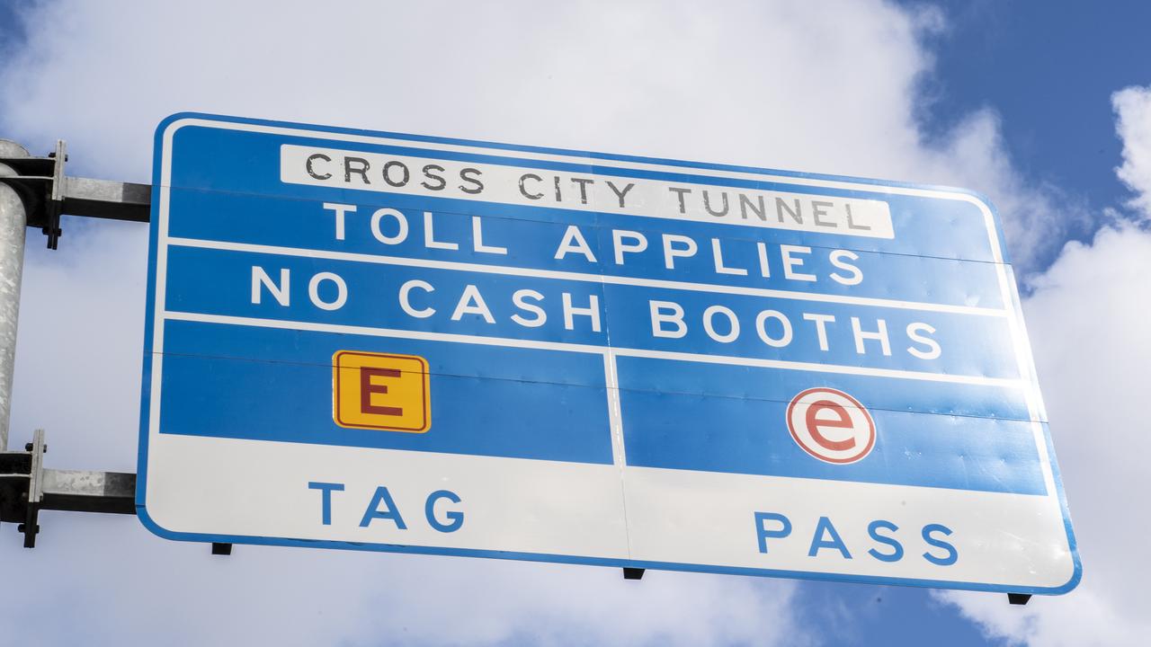 Linkt toll road users slugged with unavoidable 10 administration fee when they phone to pay