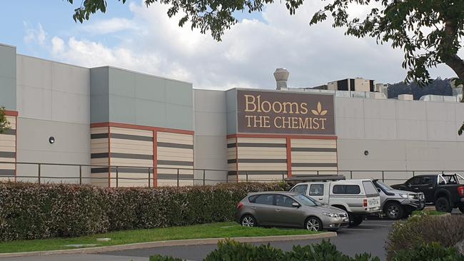 Paul Martin presented a prescription at Blooms The Chemist in Lithgow Valley Shopping Centre on December 12, 2018. Picture: Isabell Petrinic