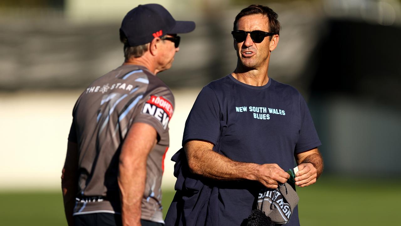 Blues advisor Greg Alexander and Andrew Johns in NSW camp this year. Photo by Brendon Thorne/Getty Images.