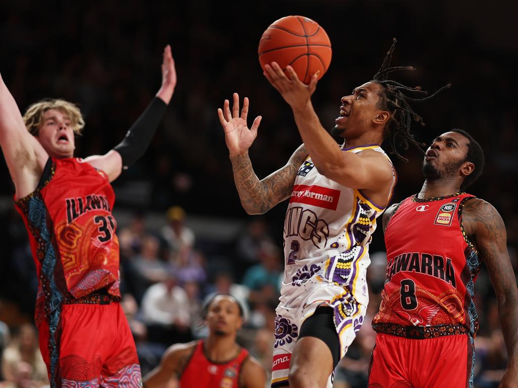 Jaylen Adams drives to the basket during the round six NBL match between Illawarra Hawks and Sydney Kings. Picture: Mark Metcalfe/Getty Images.