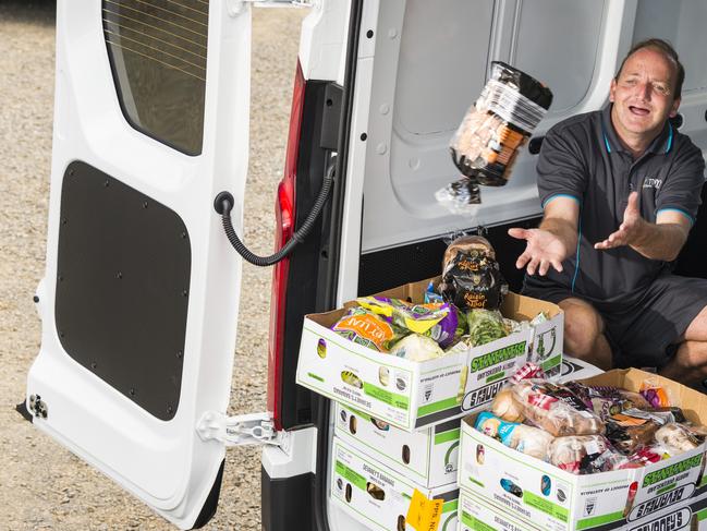 Tony’s kitchen welcome brand new van to their food saving fleet