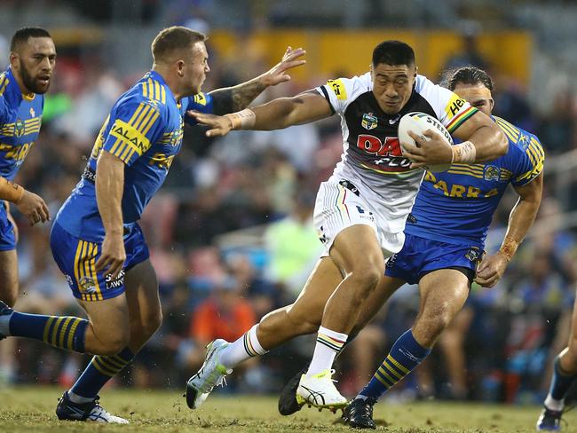 SYDNEY, AUSTRALIA - FEBRUARY 18: Moses Leota of the Panthers in action during the NRL Trial match between the Penrith Panthers and Parramatta Eels at Pepper Stadium on February 18, 2017 in Sydney, Australia. (Photo by Mark Metcalfe/Getty Images)