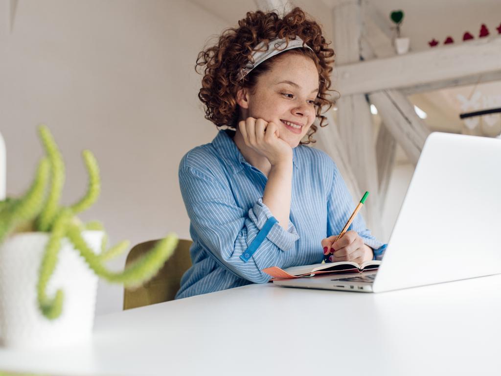 More Aussies are keen to make a career change due to cost of living woes.