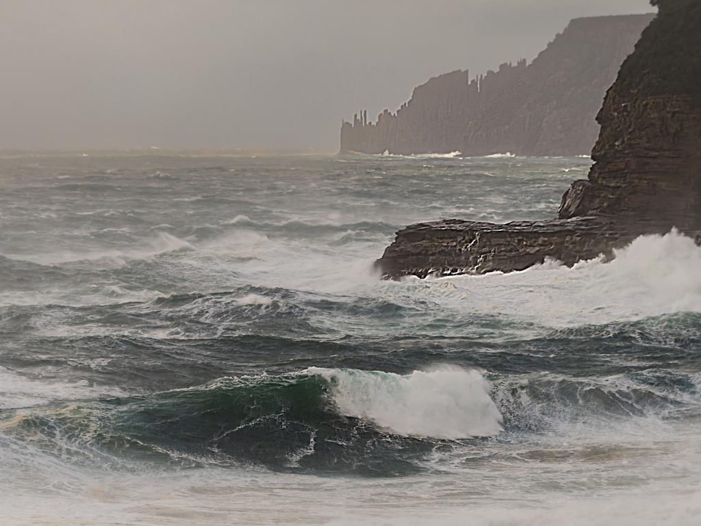 Maingon Bay. Picture: Ron Rainbow. Your Focus on Tasmania ***ONE TIME USE ONLY***