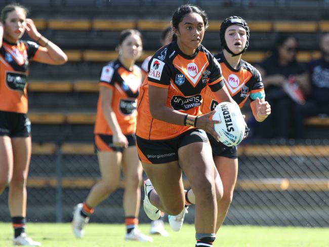 Lucyannah Luamanu-Leiataua scored the winning try for the Tigers. Picture: Warren Gannon Photography