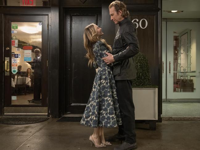 Carrie (Sarah Jessica Parker) and Aidan (John Corbett). Picture: Binge/HBO Max