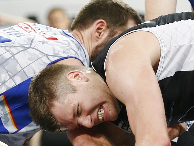 NBL Basketball - Melbourne United v Adelaide 36ers at Hisense Arena, Igor Hadziomerovic fights for the ball. Melbourne. 6th December 2015. Picture: Colleen Petch.